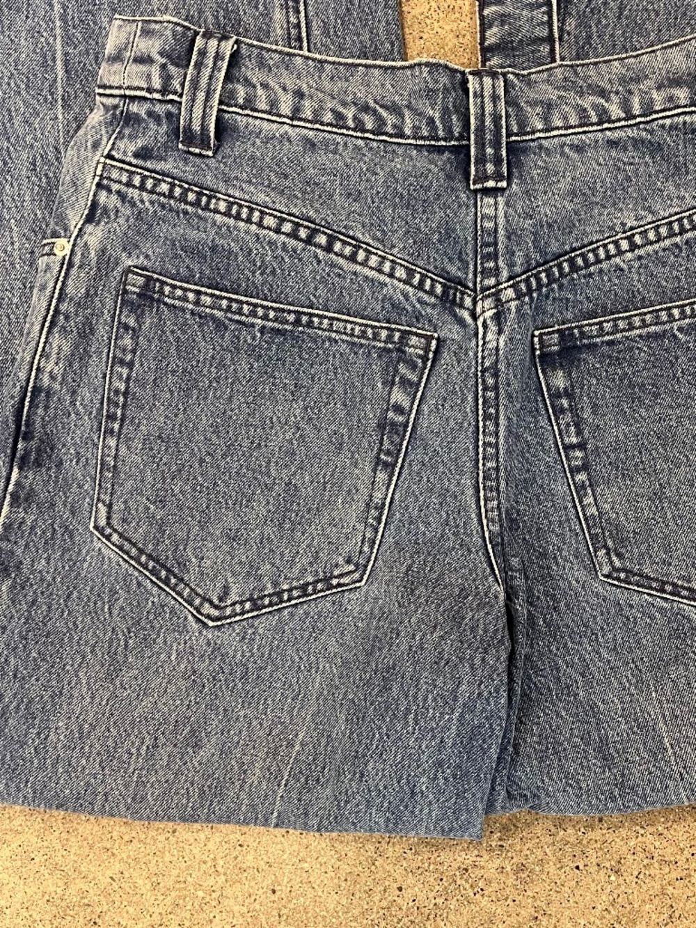 NWT Alexander Wang Raver High-rise Belted Wide Leg Jeans Sz 26 - Picture 15 of 15